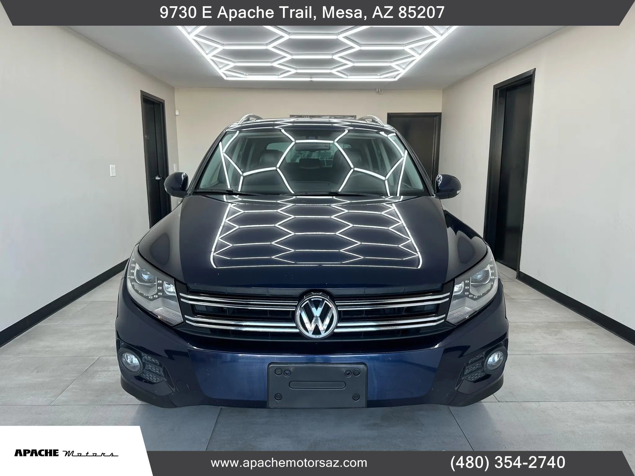 Used 2012 Volkswagen Tiguan SEL image 3