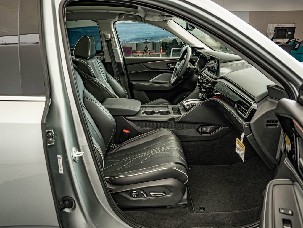 Certified 2026 Acura MDX w/ Advance Package image 36