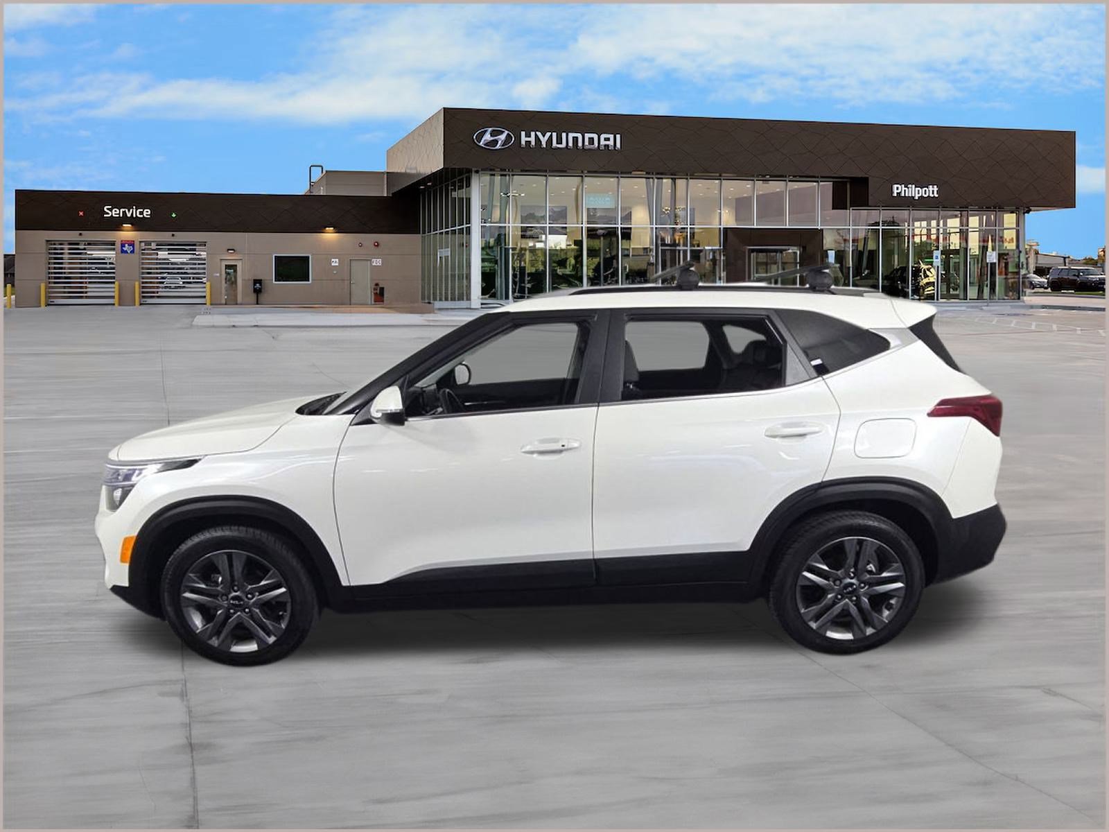 Used 2023 Kia Seltos S image 2