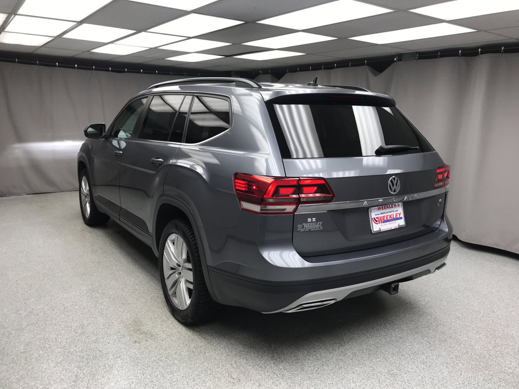 Used 2020 Volkswagen Atlas SE w/ Panoramic Sunroof Package image 2