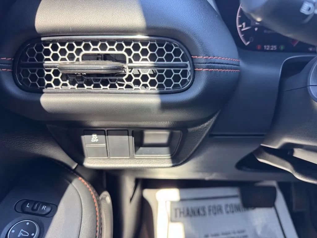 Used 2025 Honda HR-V Sport image 22