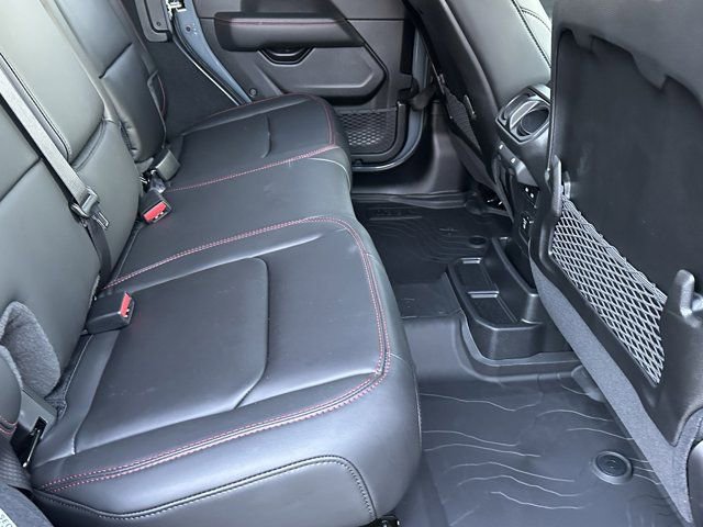 New 2026 Jeep Wrangler Unlimited Rubicon image 15