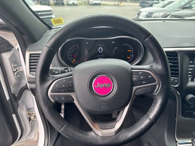 Used 2020 Jeep Grand Cherokee Laredo AWD/4WD image 11