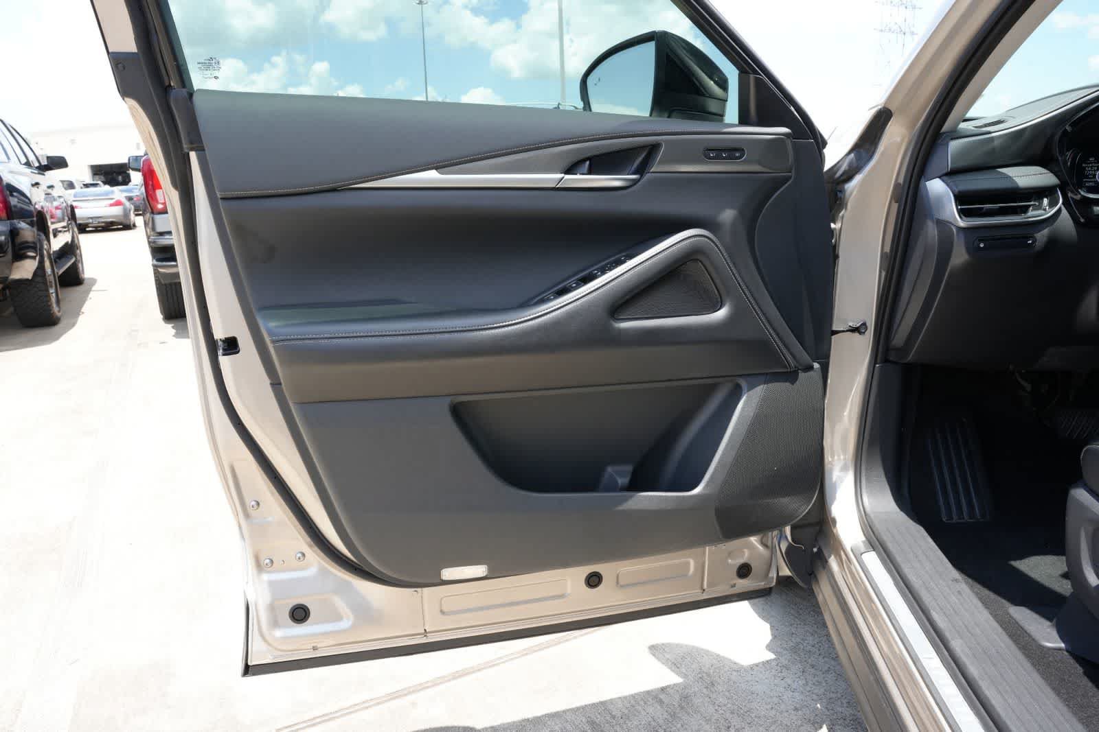 Certified 2024 INFINITI QX60 Luxe AWD/4WD image 18