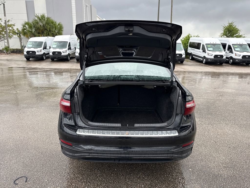 Used 2024 Volkswagen Jetta Sport image 25