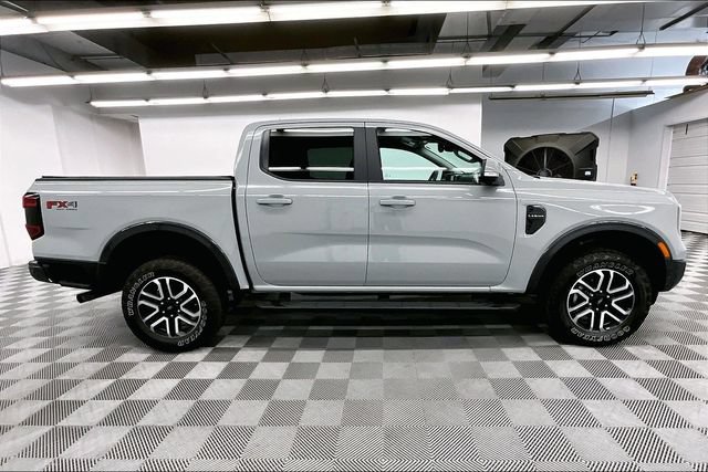 Used 2024 Ford Ranger Lariat w/ FX4 Off-Road Package AWD/4WD image 16