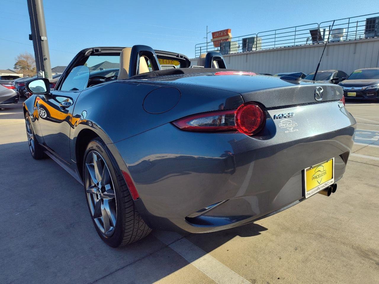 Used 2016 MAZDA MX-5 Miata Grand Touring image 14