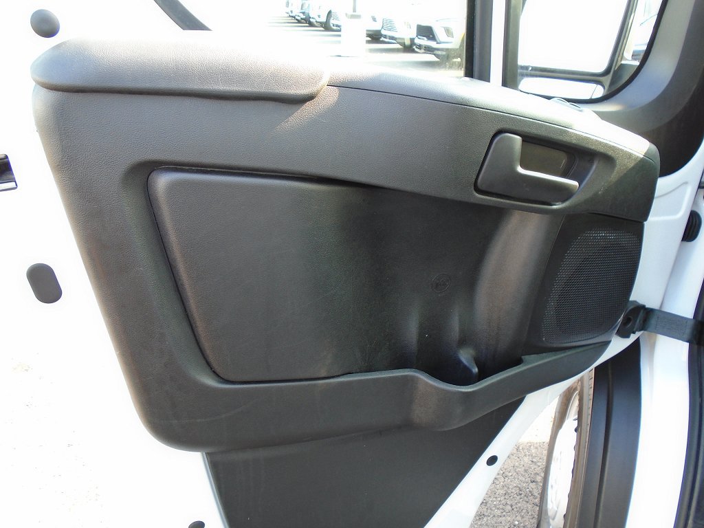 Used 2025 RAM ProMaster 2500 w/ U-Haul Equipment Group FWD image 6