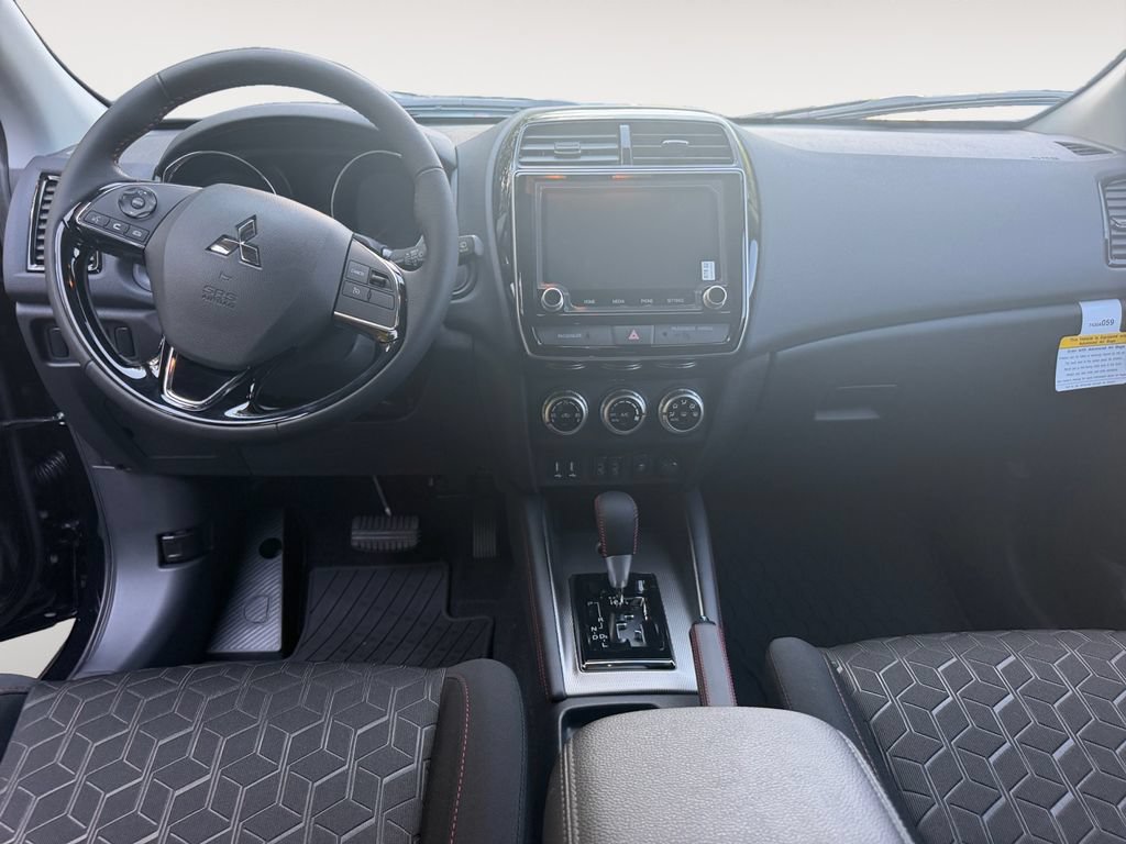 New 2026 Mitsubishi Outlander Sport LE AWD/4WD image 10