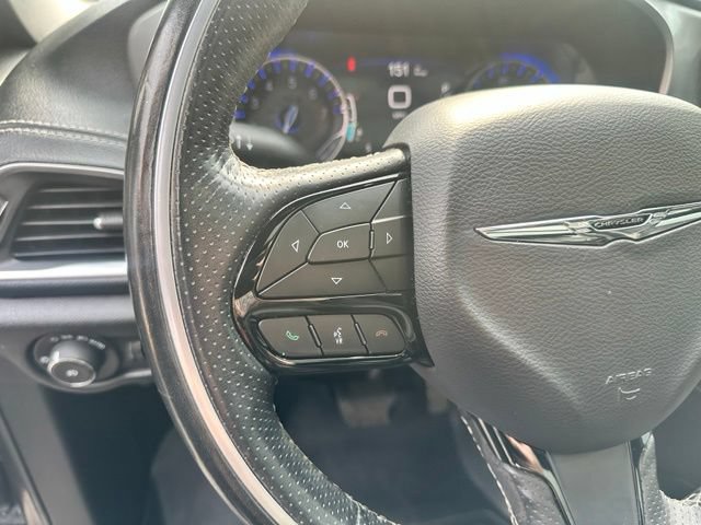Used 2019 Chrysler Pacifica Limited w/ S Appearance Package FWD image 27