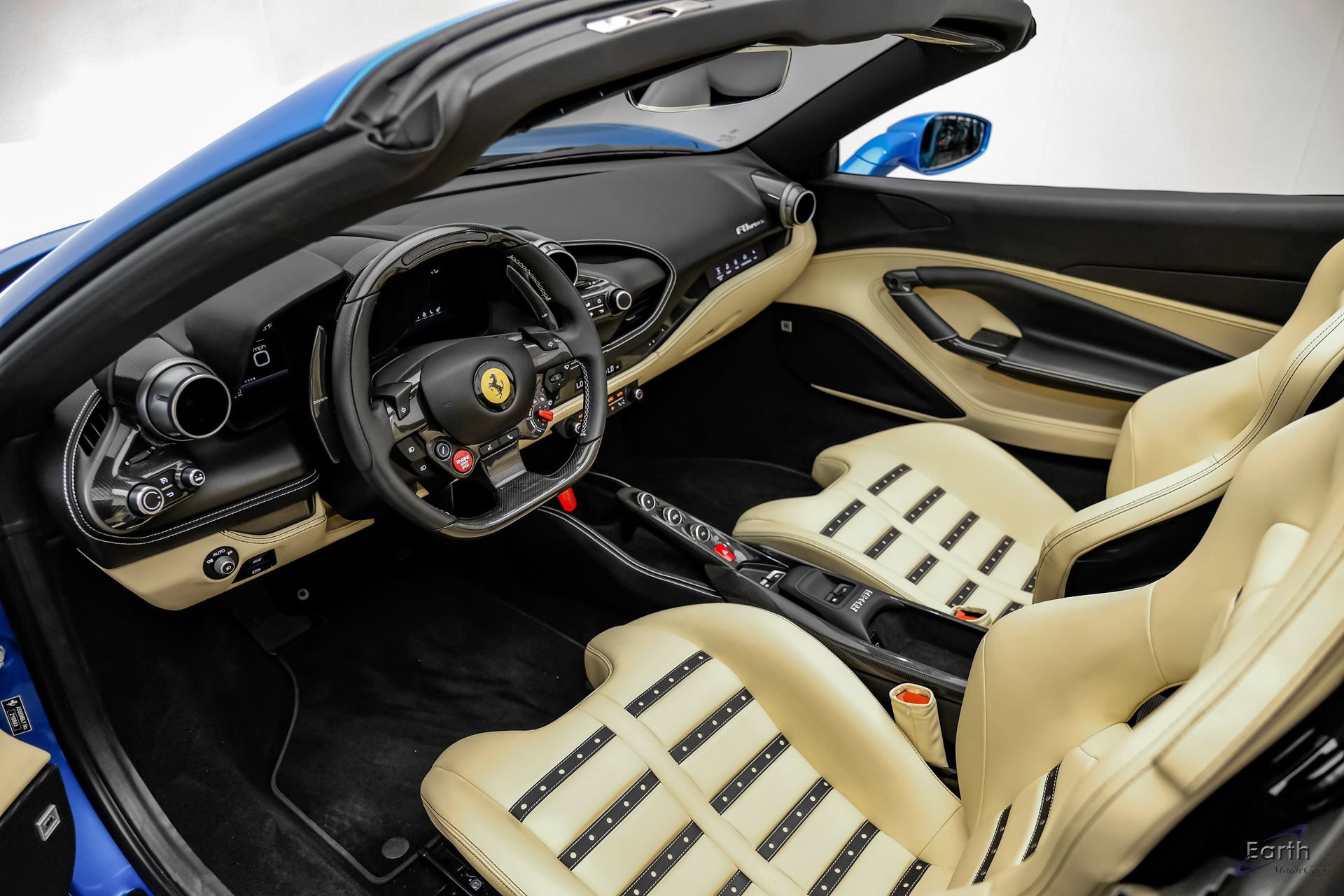 Used 2023 Ferrari F8 Tributo RWD image 60