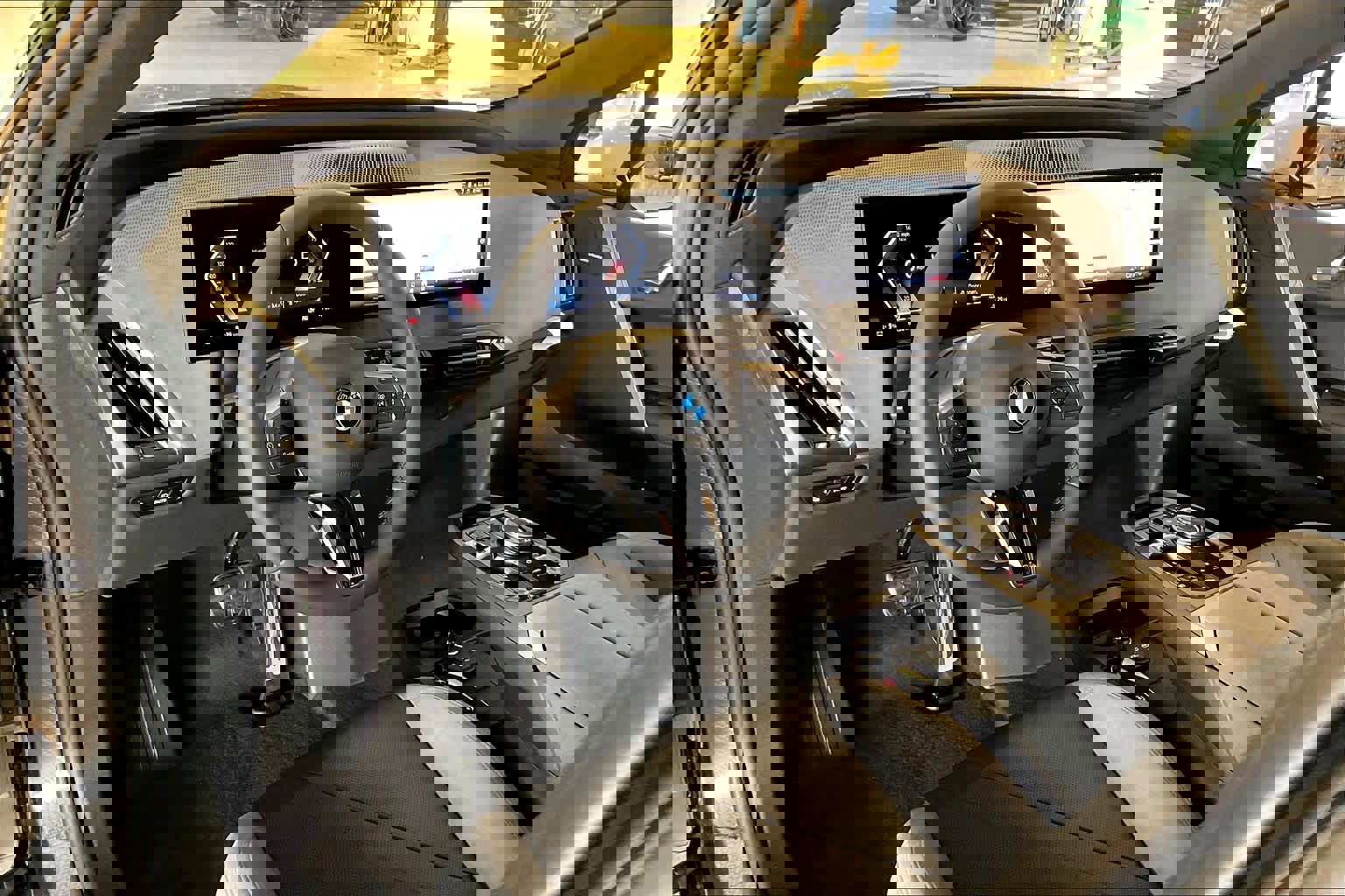 New 2026 BMW iX xDrive45 w/ M Sport Package image 8