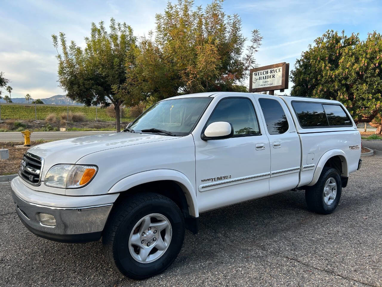Used 2000 Toyota Tundra Limited AWD/4WD image 5