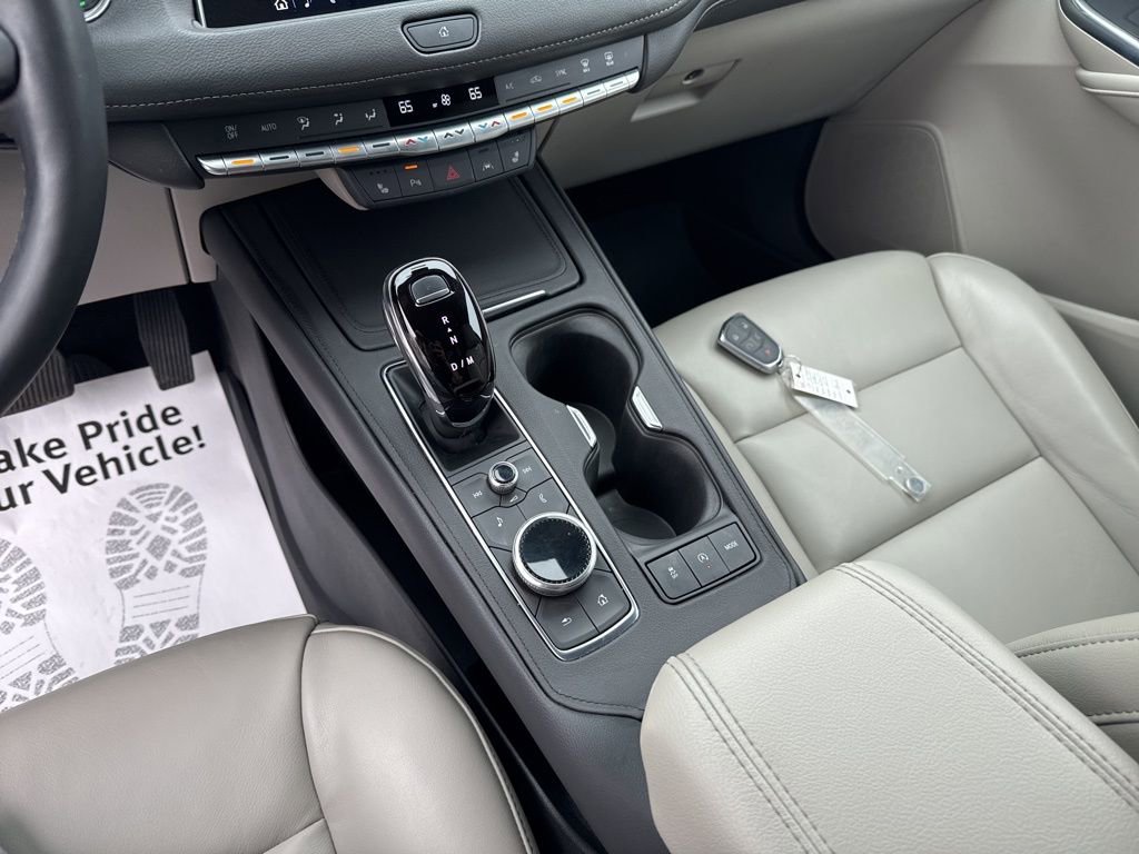 Used 2023 Cadillac XT4 Premium Luxury w/ Cold Weather Package FWD image 26