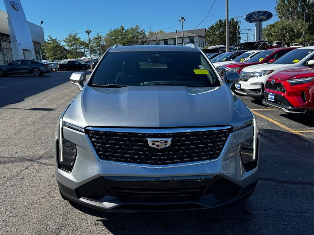 Used 2025 Cadillac XT4 Premium Luxury image 14
