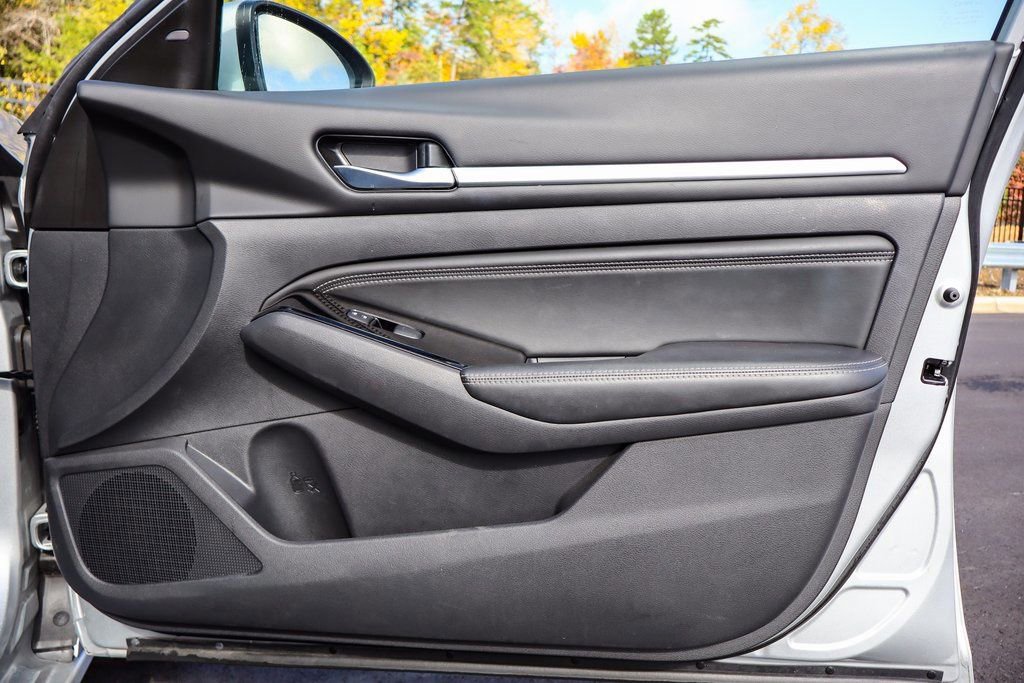 Used 2023 Nissan Altima 2.5 SL image 39