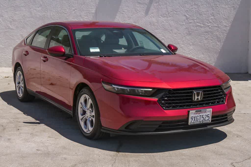Certified 2025 Honda Accord LX image 3