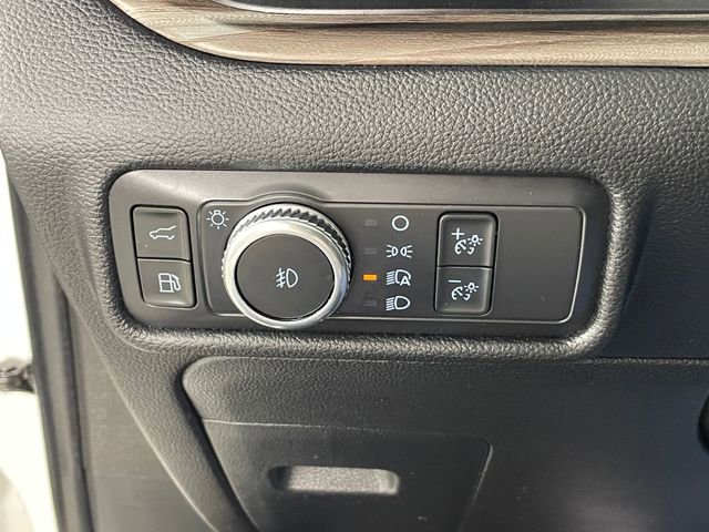 Used 2021 Ford Explorer Limited image 17