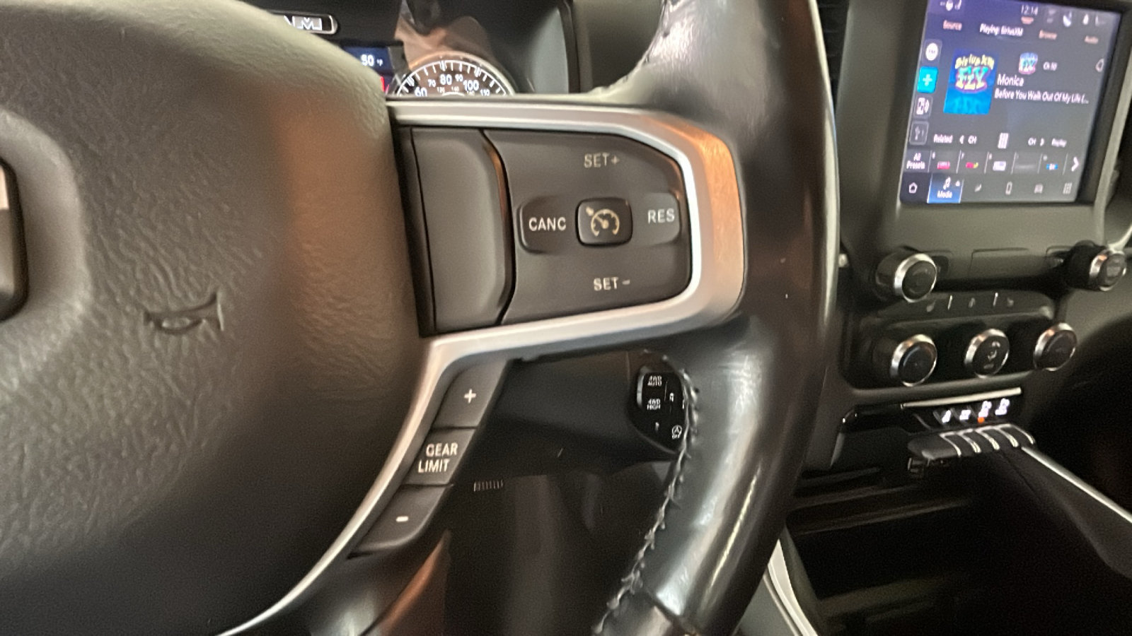 Used 2022 RAM 1500 Big Horn AWD/4WD image 21