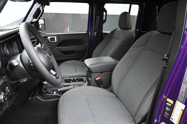 New 2026 Jeep Gladiator Sport AWD/4WD image 7