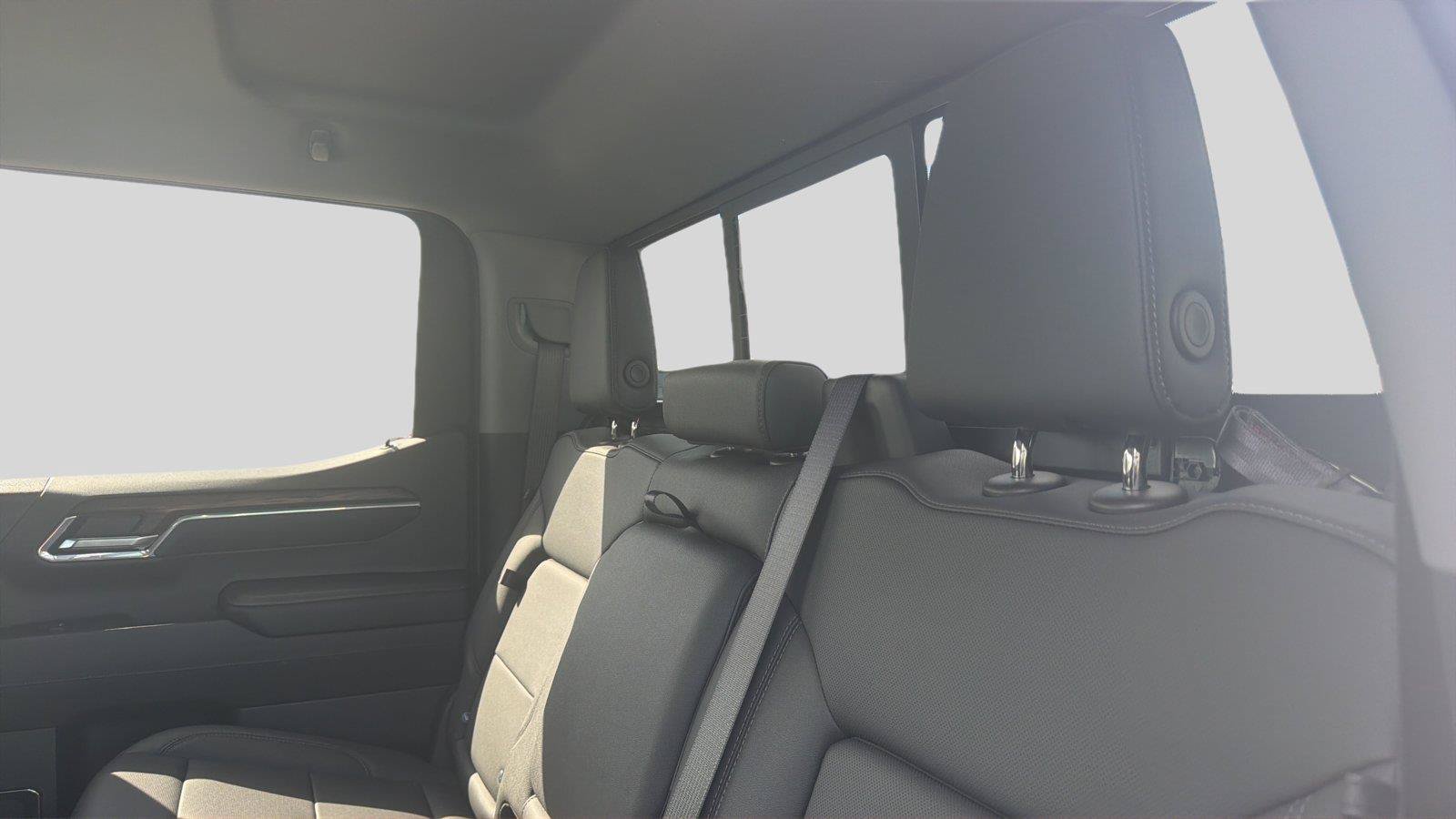 Used 2024 GMC Sierra 1500 SLT w/ SLT Premium Plus Package AWD/4WD image 19
