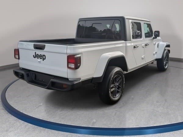 New 2026 Jeep Gladiator Sport AWD/4WD image 5