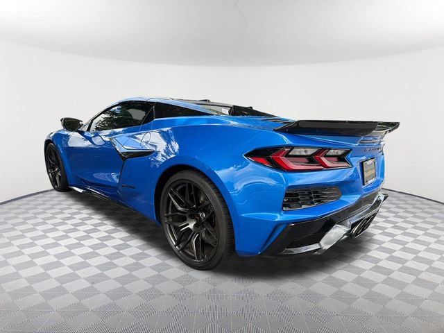 Used 2024 Chevrolet Corvette Z06 RWD image 7