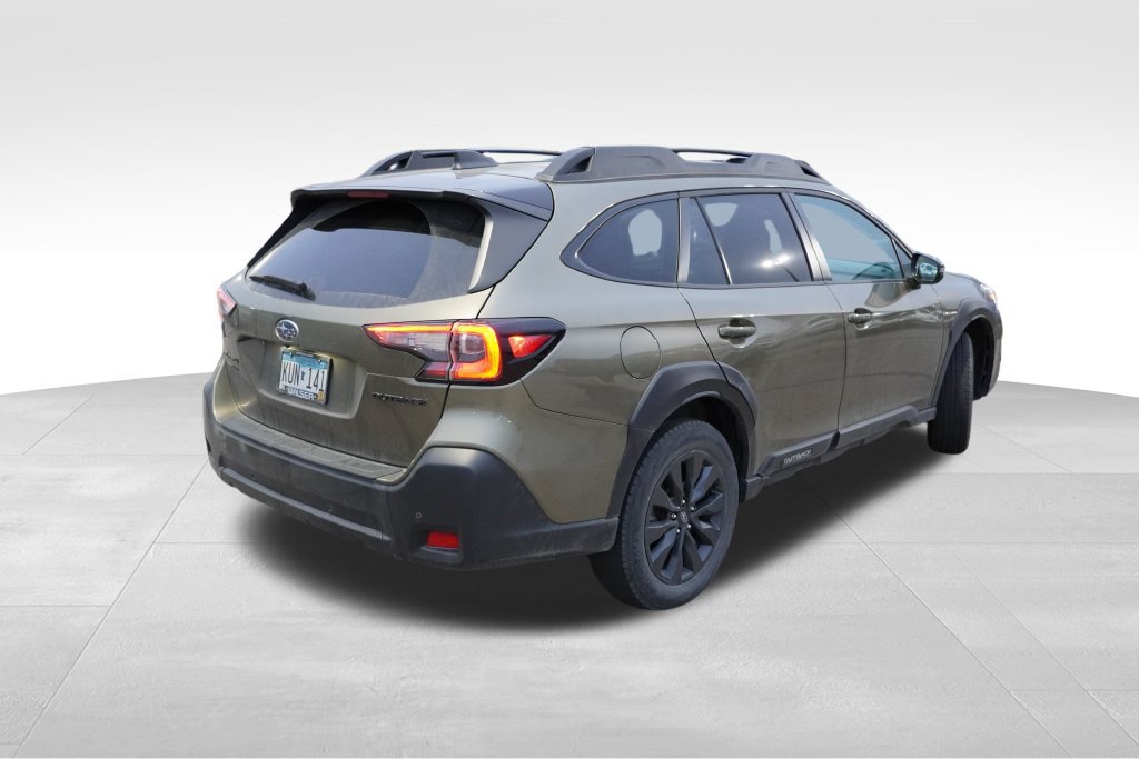 Used 2024 Subaru Outback Onyx Edition AWD/4WD image 3
