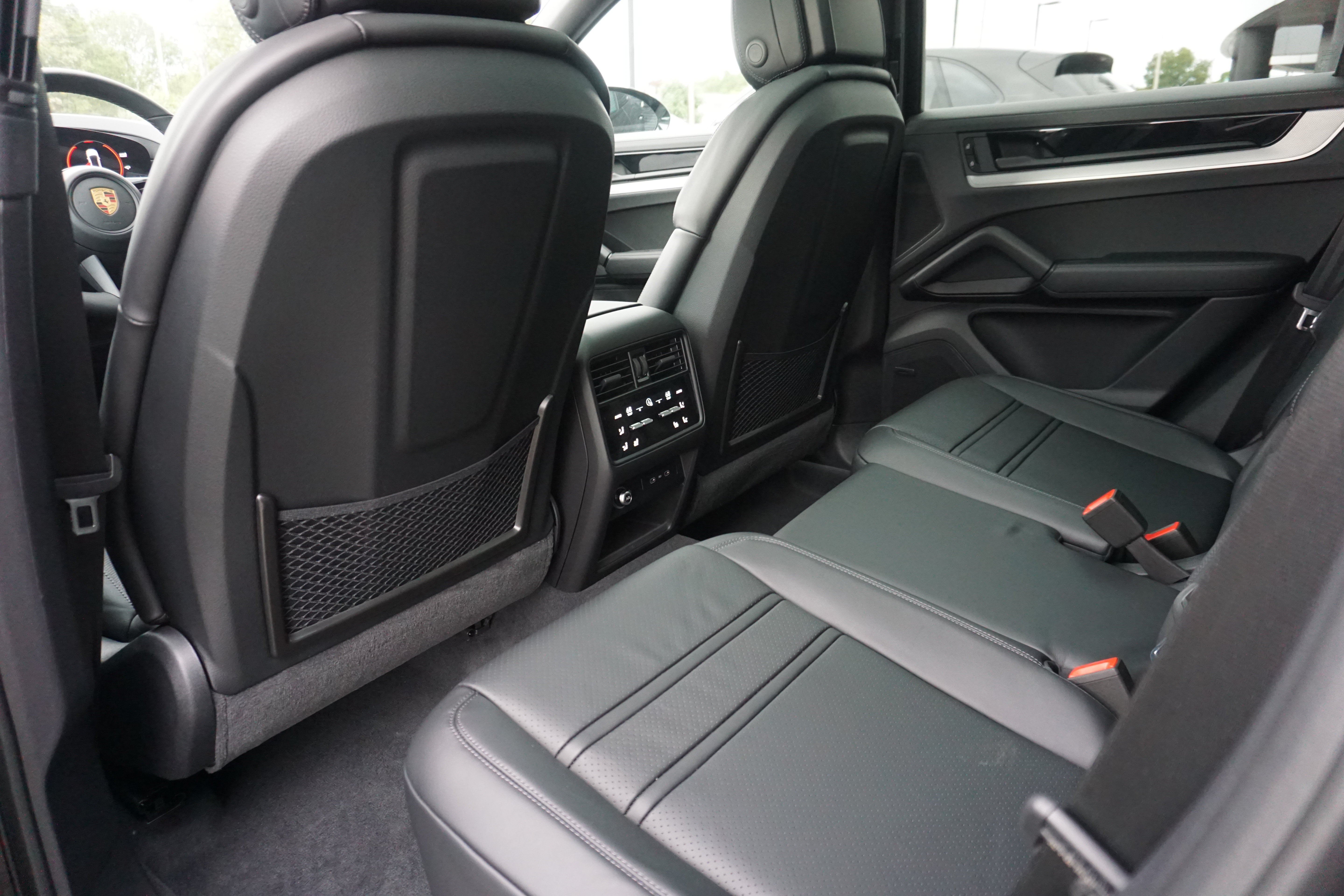 New 2026 Porsche Cayenne S AWD/4WD image 19