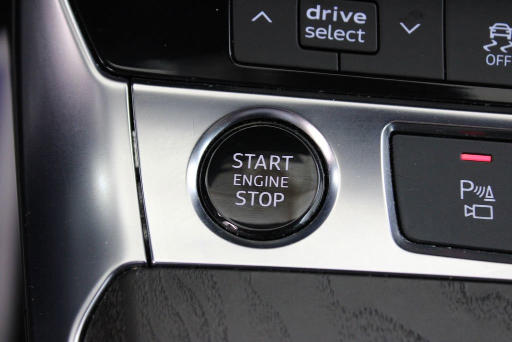 Used 2023 Audi A6 Premium Plus w/ Premium Plus Package image 12