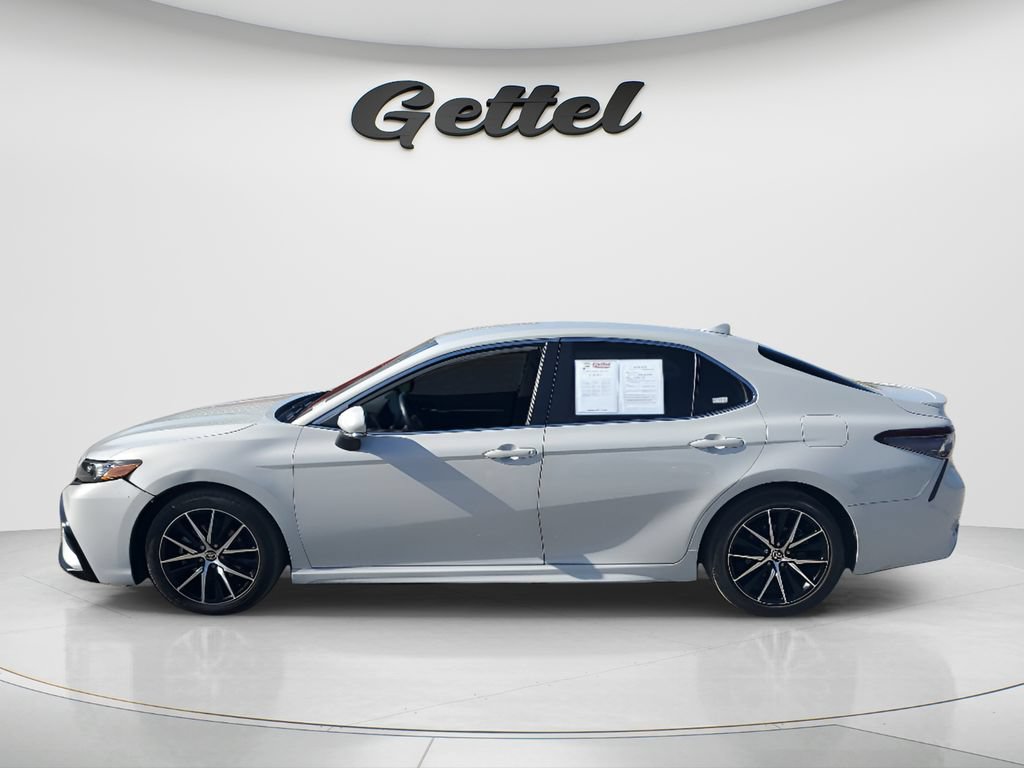 Used 2023 Toyota Camry SE w/ Convenience Package FWD image 8