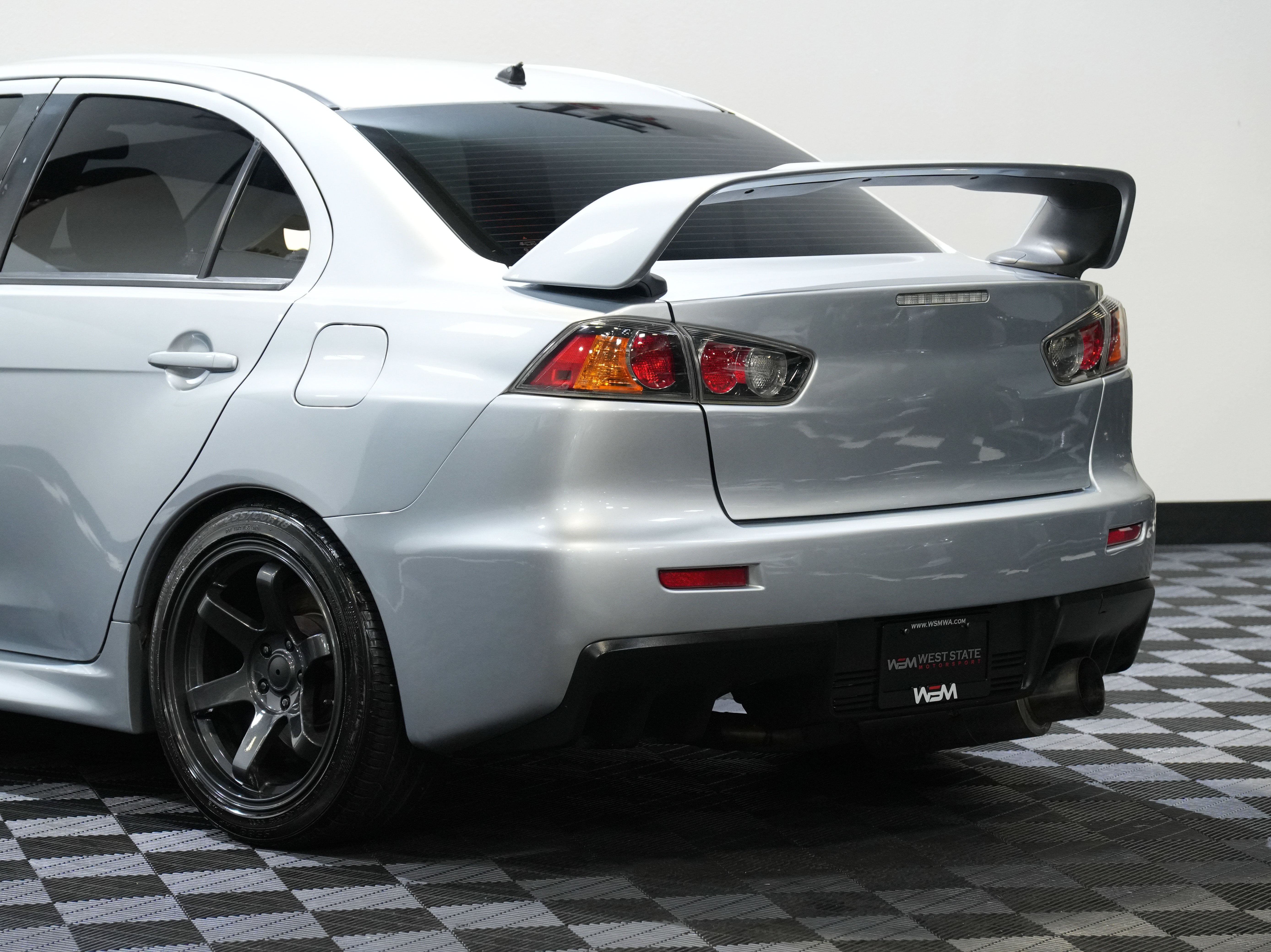 Used 2015 Mitsubishi Lancer Evolution GSR image 16
