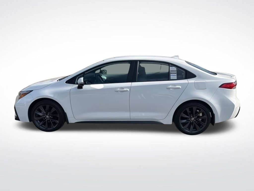 Used 2024 Toyota Corolla SE image 10