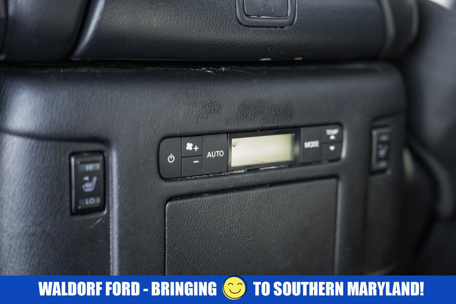 Used 2021 Nissan Armada Platinum w/ Captain's Chairs Package image 42