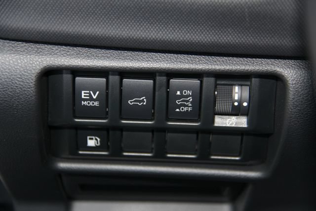 Used 2025 Subaru Forester Premium AWD/4WD image 33