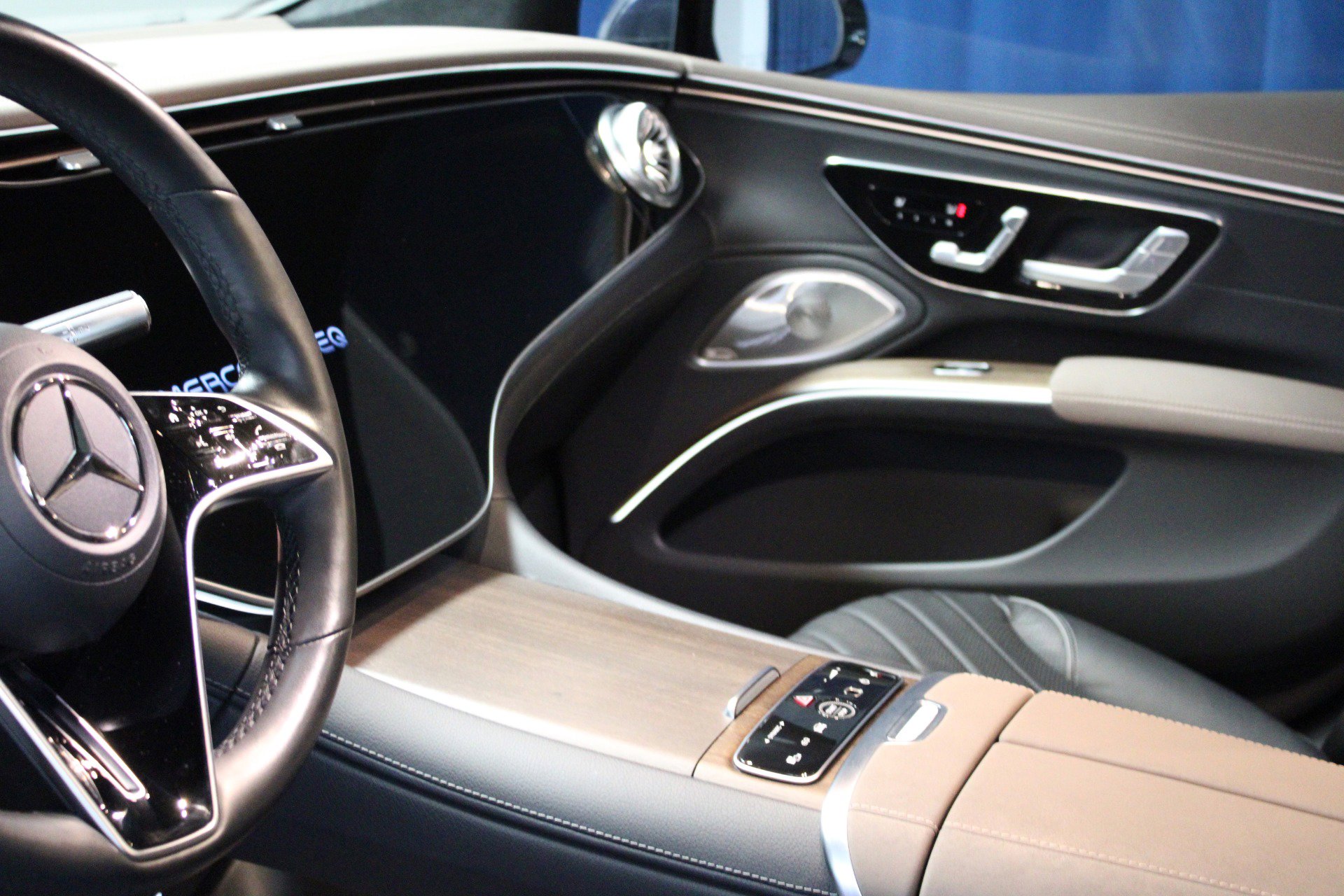 Used 2022 Mercedes-Benz EQS 580 4MATIC Sedan image 20