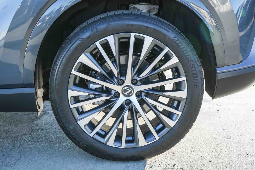 Used 2024 Lexus RX 350 Premium image 12