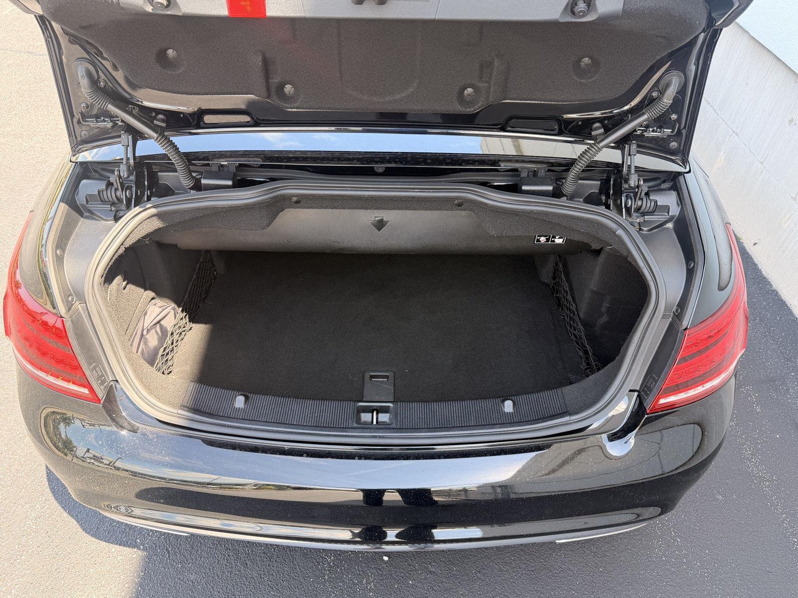 Used 2016 Mercedes-Benz E 400 Cabriolet image 4
