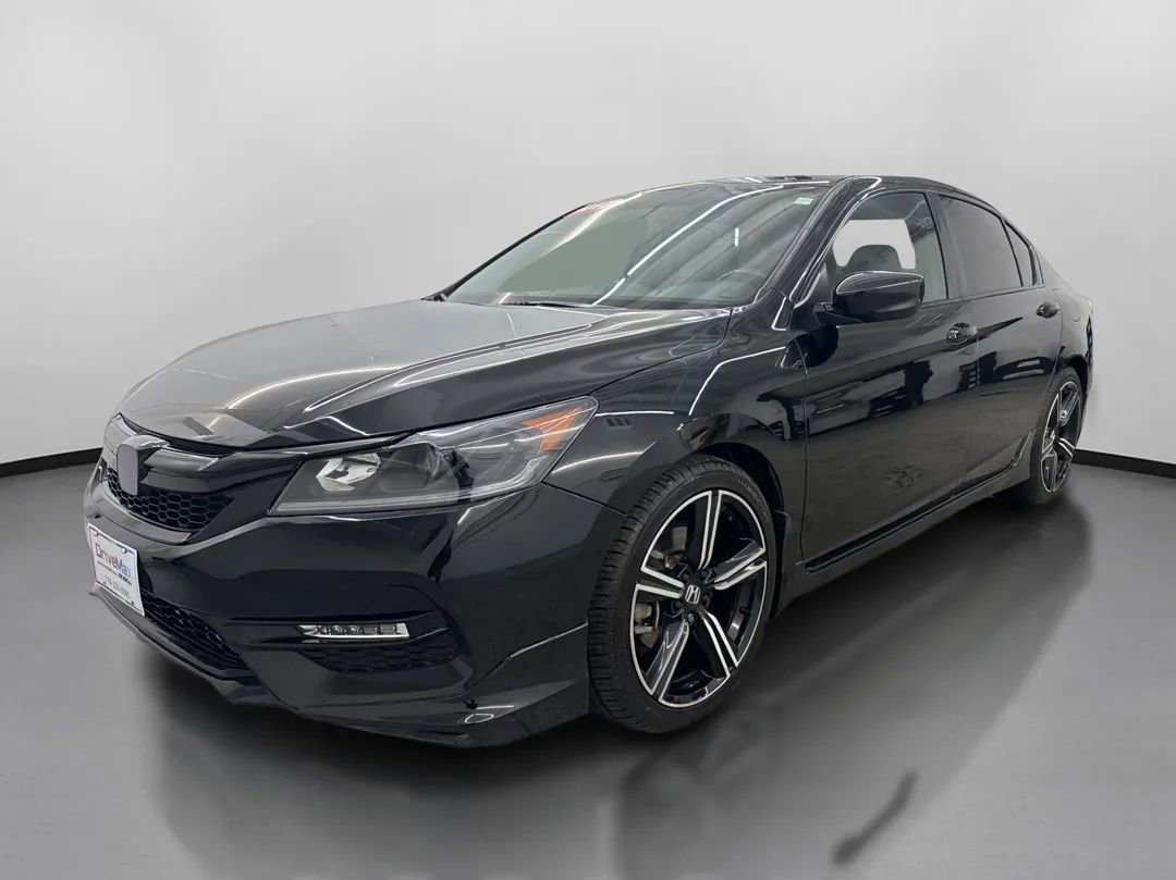 Used 2017 Honda Accord Sport image 4