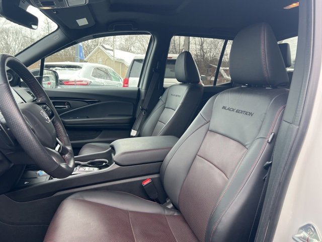 Used 2024 Honda Ridgeline Black Edition image 3