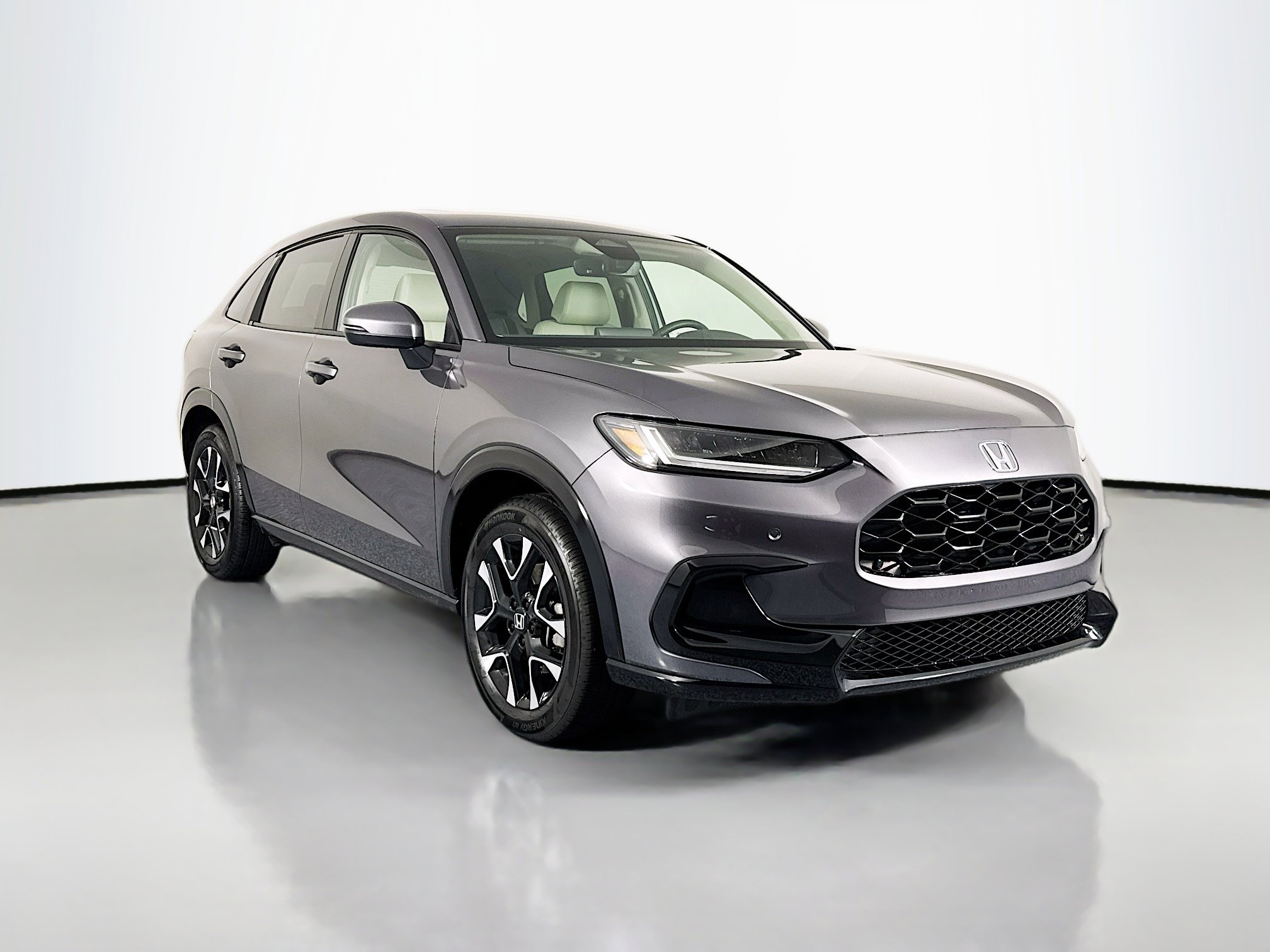 Certified 2026 Honda HR-V EX-L image 3