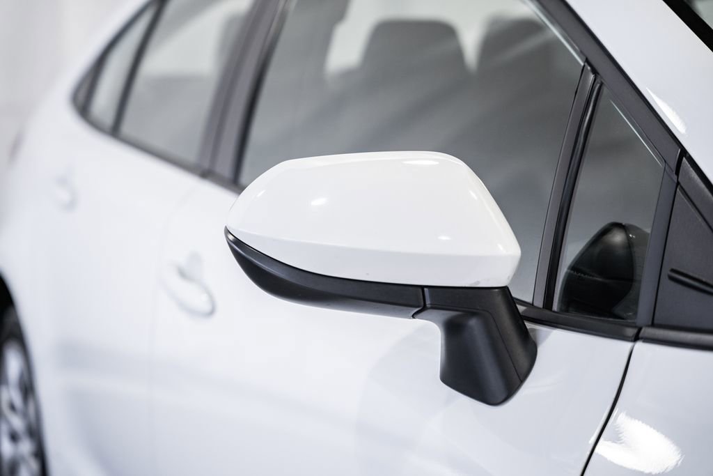 Used 2024 Toyota Corolla LE image 11