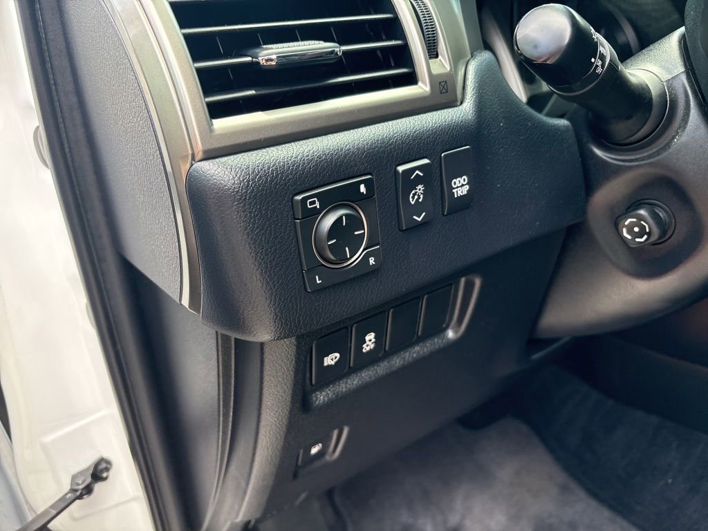 Used 2019 Lexus GX 460 Premium AWD/4WD image 14