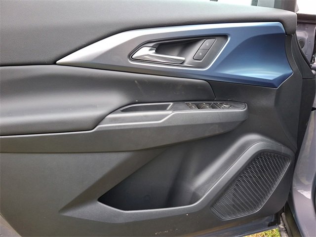 New 2026 Chevrolet Equinox EV LT image 8