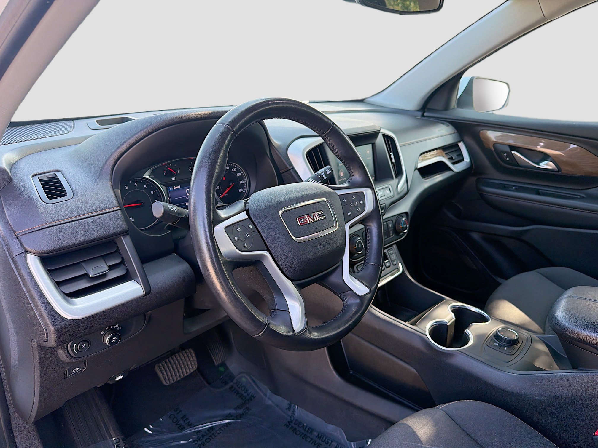 Used 2020 GMC Terrain SLE image 25