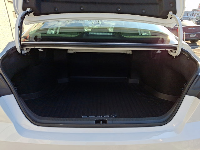 Used 2026 Toyota Camry XLE w/ Convenience Package image 31