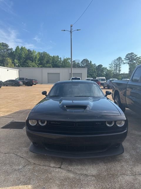 Used 2023 Dodge Challenger R/T w/ Blacktop Package RWD image 2