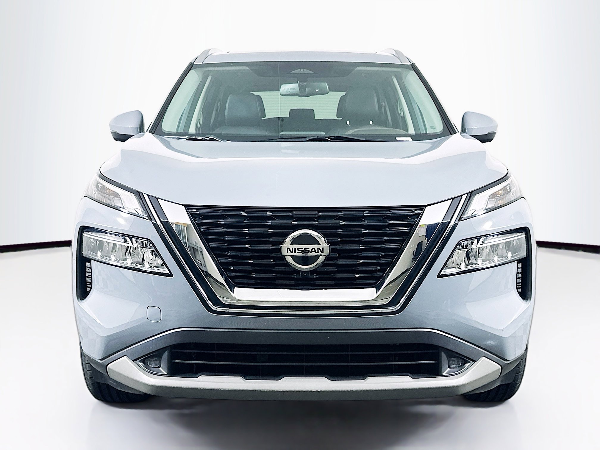 Used 2021 Nissan Rogue SL AWD/4WD image 2