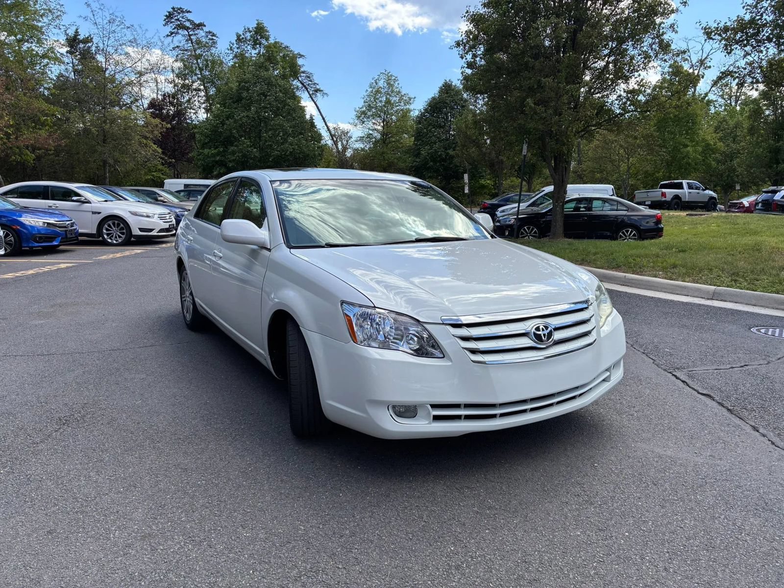 Used 2005 Toyota Avalon XL FWD image 13
