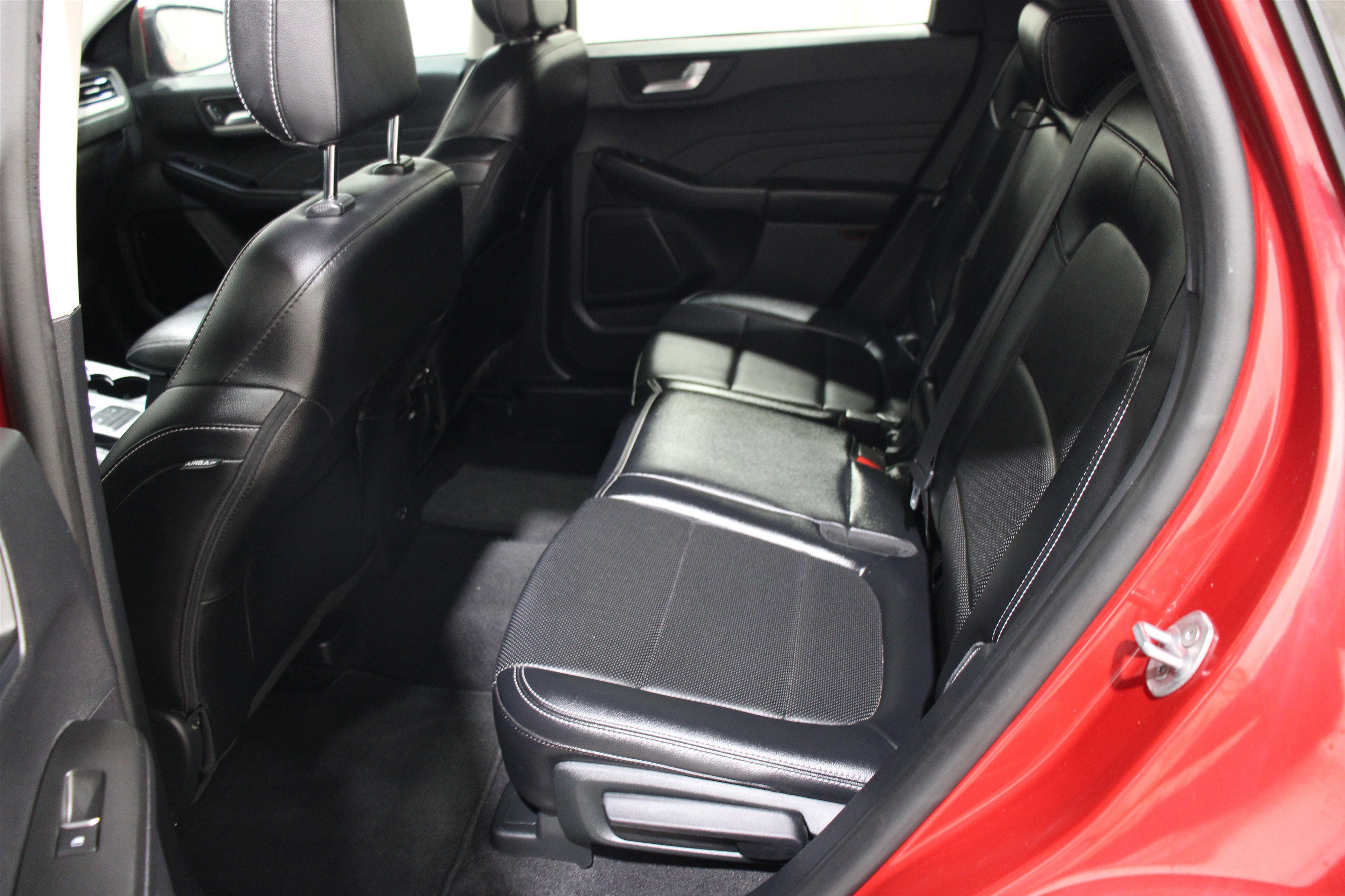 Used 2022 Ford Escape SEL image 23